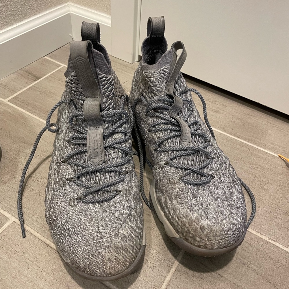 Nike Lebron XV 15 City Edition Grey Gold 11.5